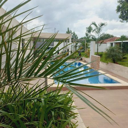 Hotel La Pina Dorada à San Lorenzo de la Frontera Extérieur photo